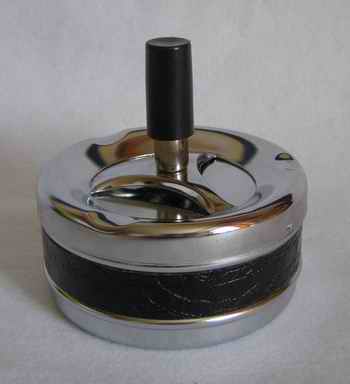 Popeln�k oto�n� 13 chrom/�ern�